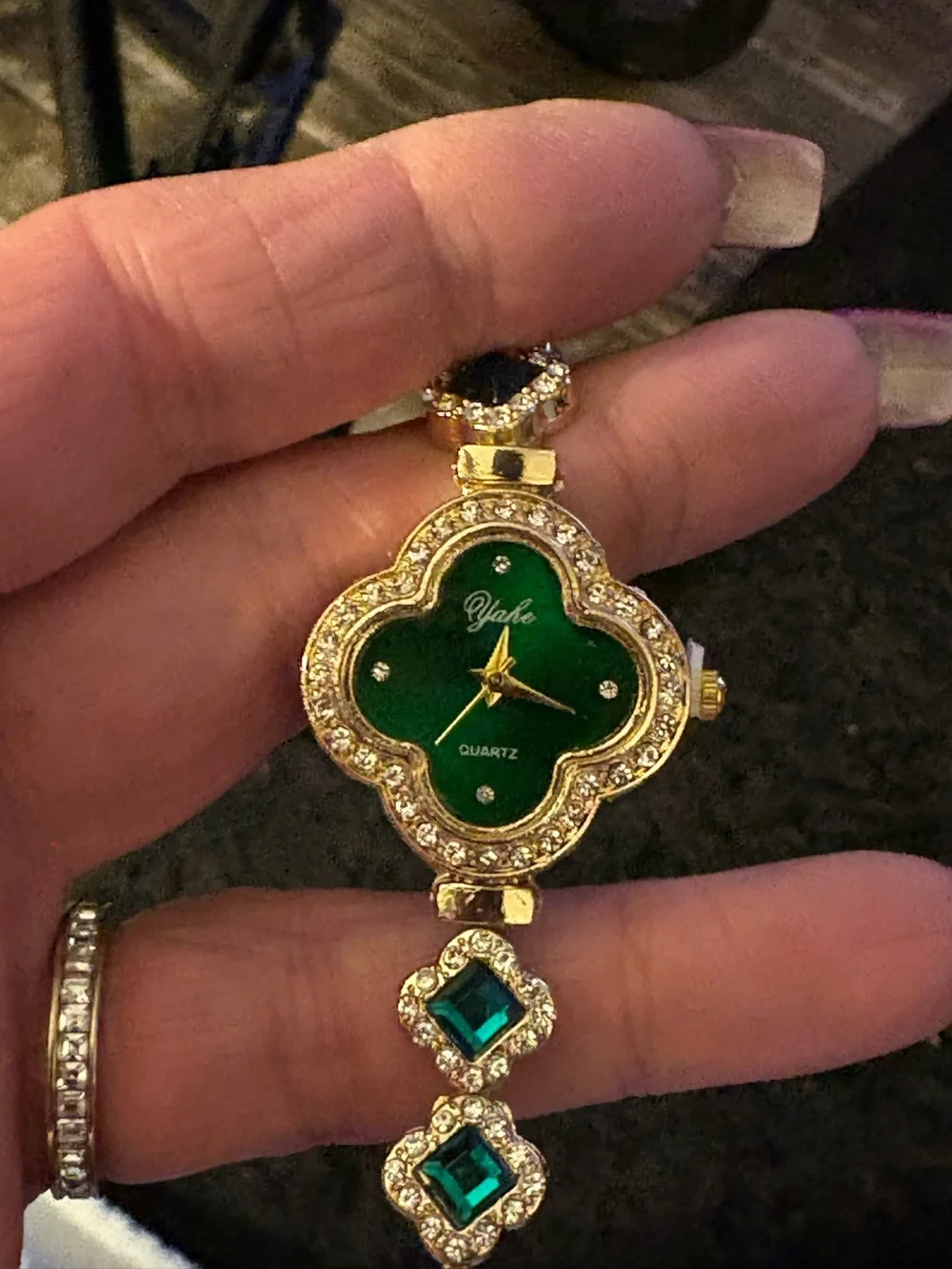 Watch-Emerald Green simulated 4 Leaf Clover GOLD TONE Watch Diamond like Bracel